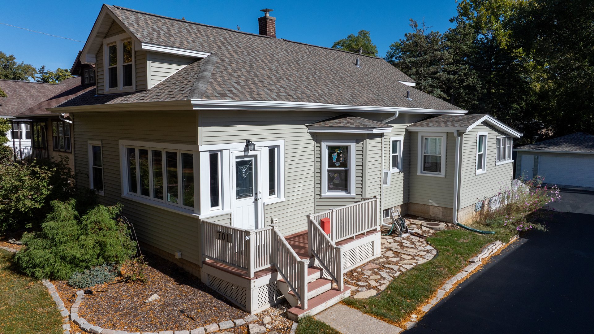 Variform Vortex Clapboard – Villa Park – after