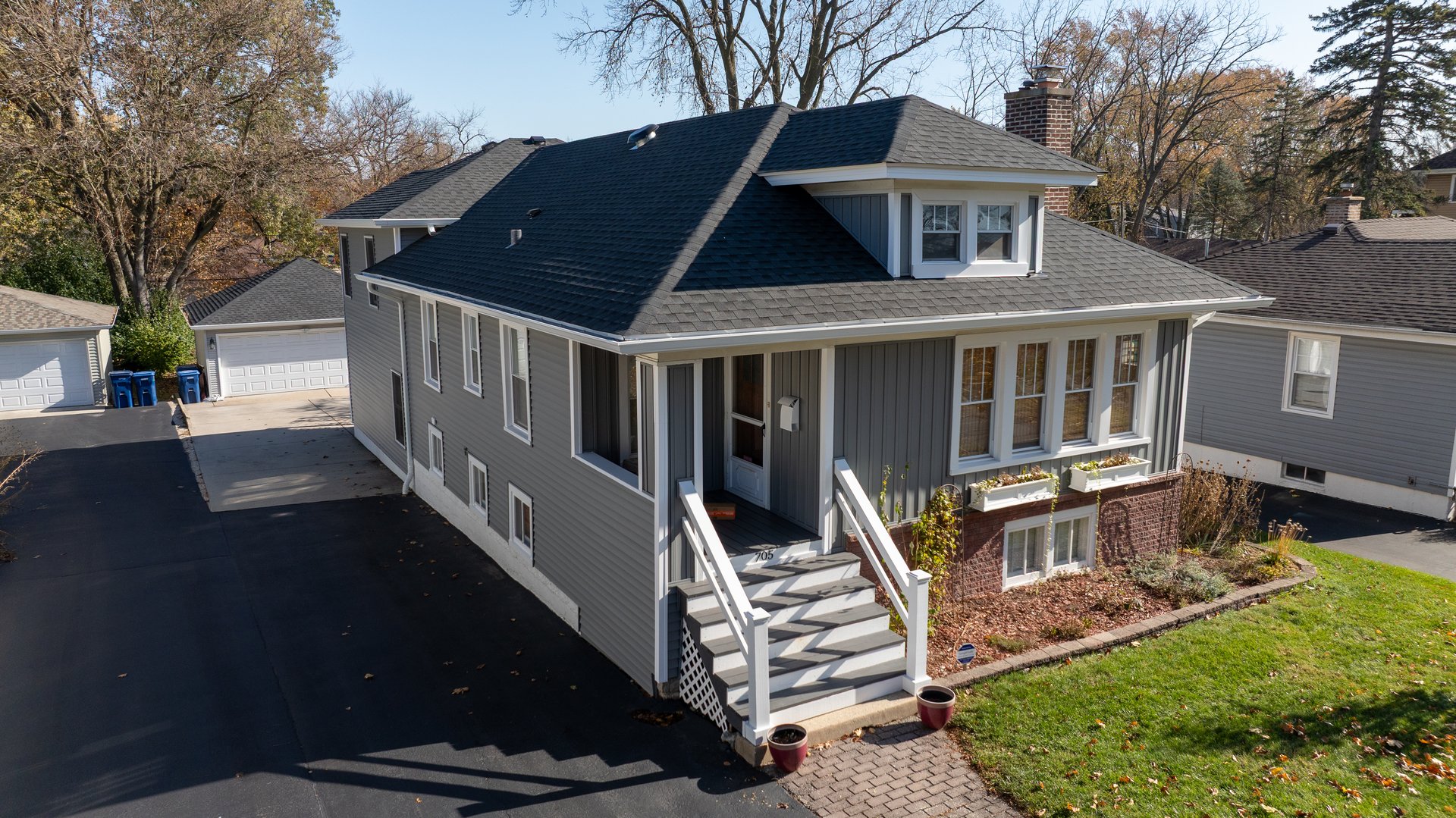 Variform Vortex Clapboard – Villa Park