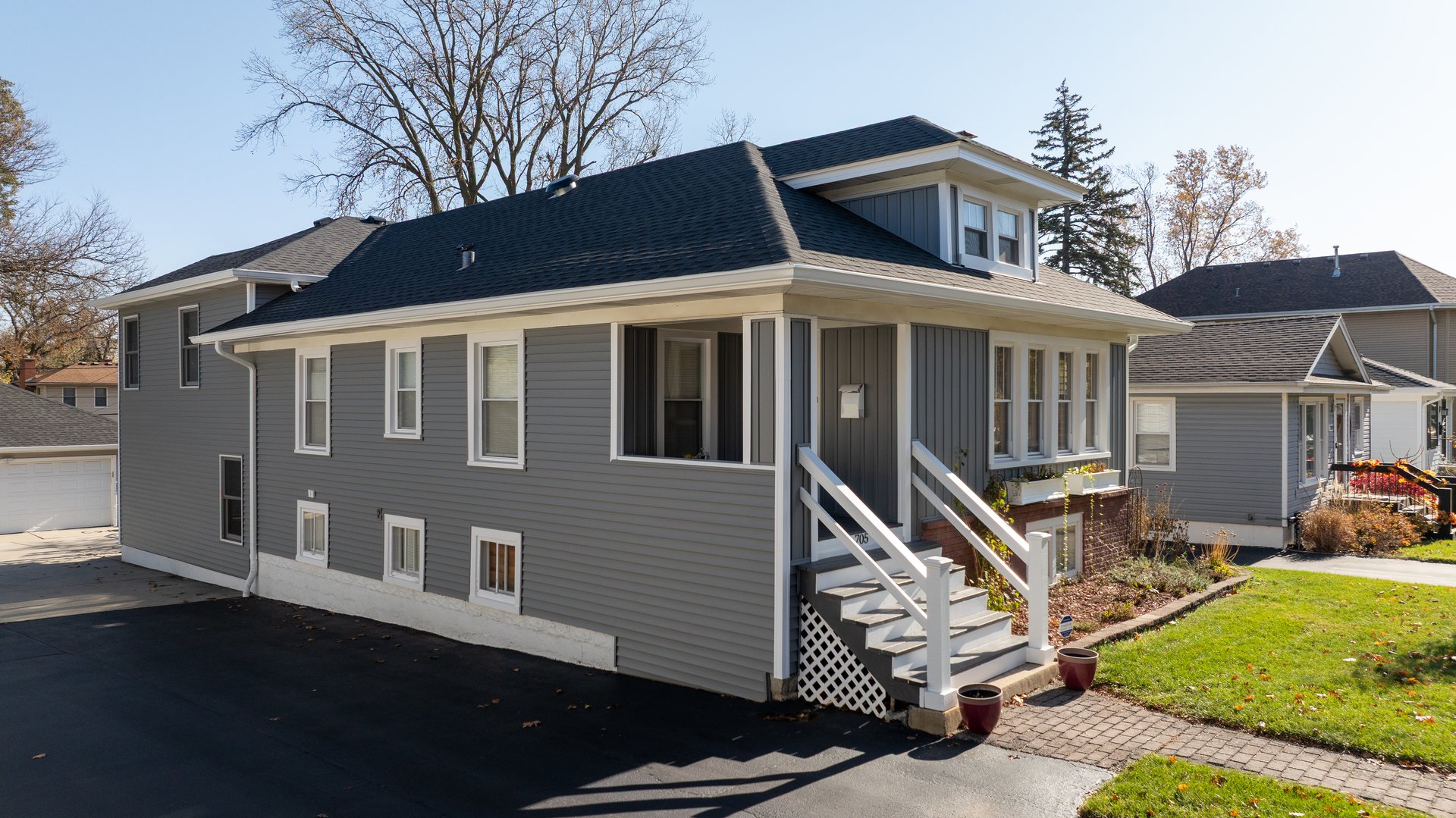 Variform Vortex Clapboard – Villa Park – after